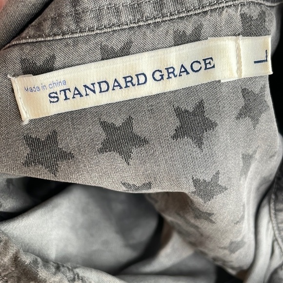 Std Grace Star Print Btn Dwn Shirt Starry Ruffle Astro Sz LG - Picture 4 of 8